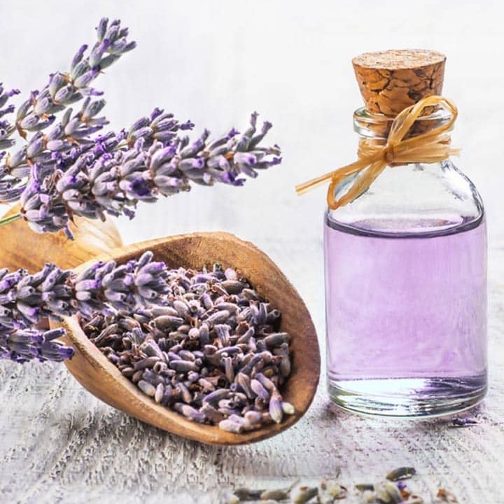 روغن اسطوخودوس برای مو